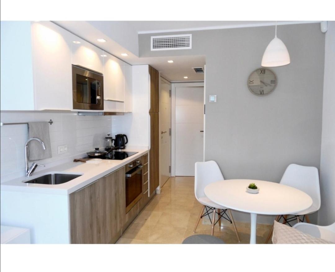 Apartamento Benalmadena Costa Exterior photo